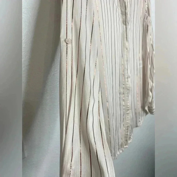 Candie’s Longline Button Down Tab Sleeve Shirt - Picture 3 of 7